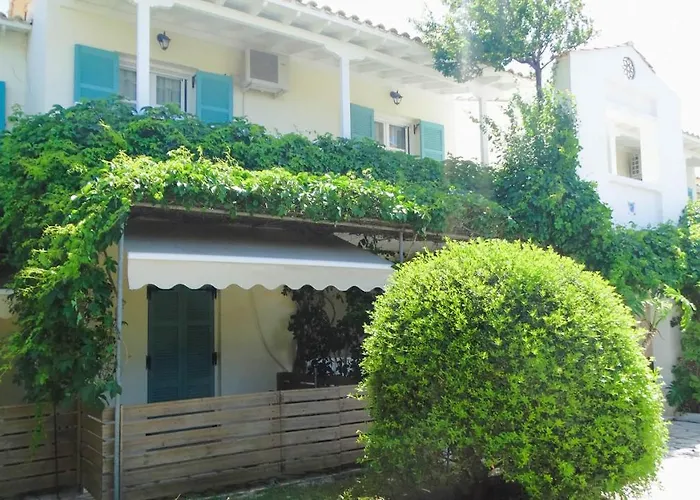 Agrambeli Rooms & Apartments